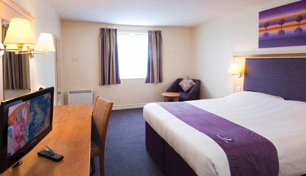 PREMIER INN CARDIFF CITY CENTRE, ⋆⋆⋆, UNITED KINGDOM